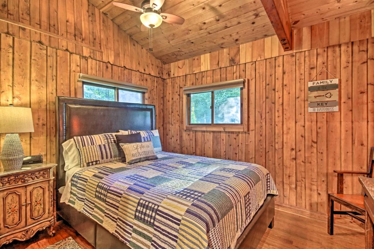 Secluded Stanardsville Cabin With 10 Acres And Hot Tub Exterior photo
